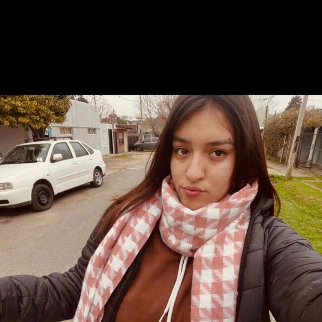Niñera en La Plata: Priscila