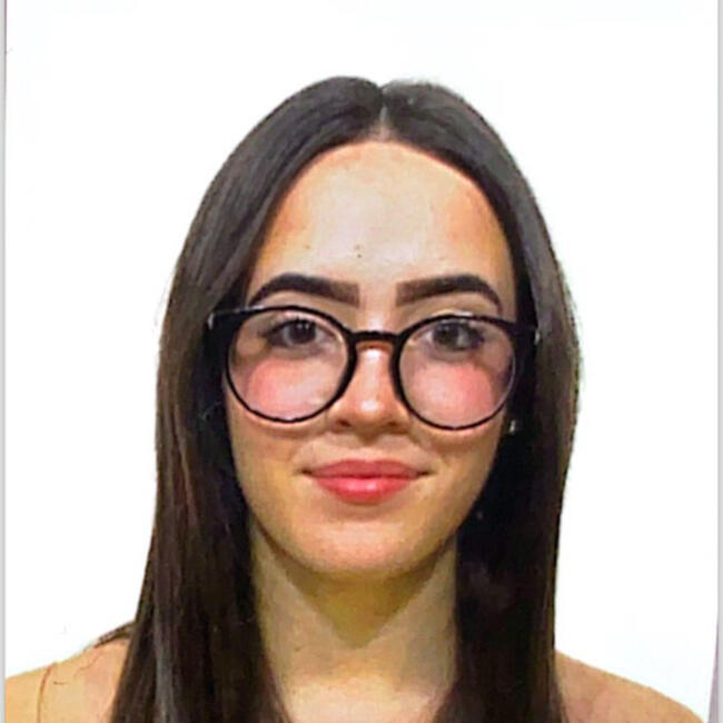 Babysitter in Alcobendas: Laura