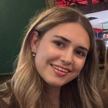 Babysitter in Perth: Mikaela