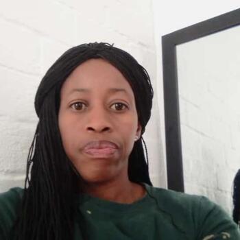 Babysitter Cape Town: Doreen