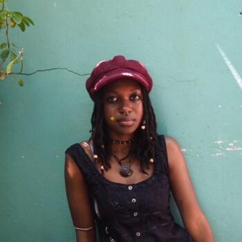 Babysitter in Birmingham: Chantelle