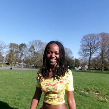 Babysitter in Birmingham: Chantelle