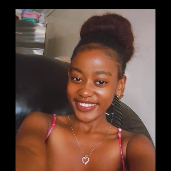 Babysitter in Phalaborwa: Botshelo Hope 