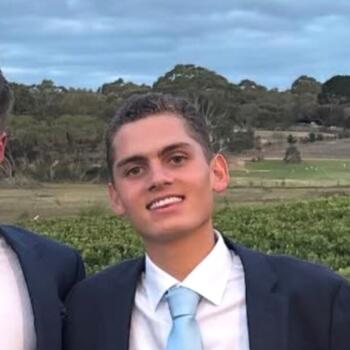 Babysitter in Geelong: Finley