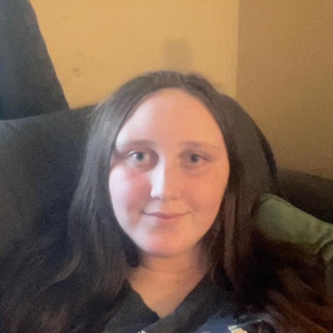 Babysitter in Westbrook: Veronica