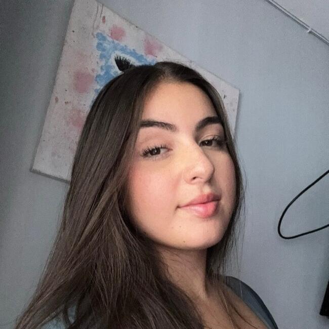 Babysitter in Armenia: Sol