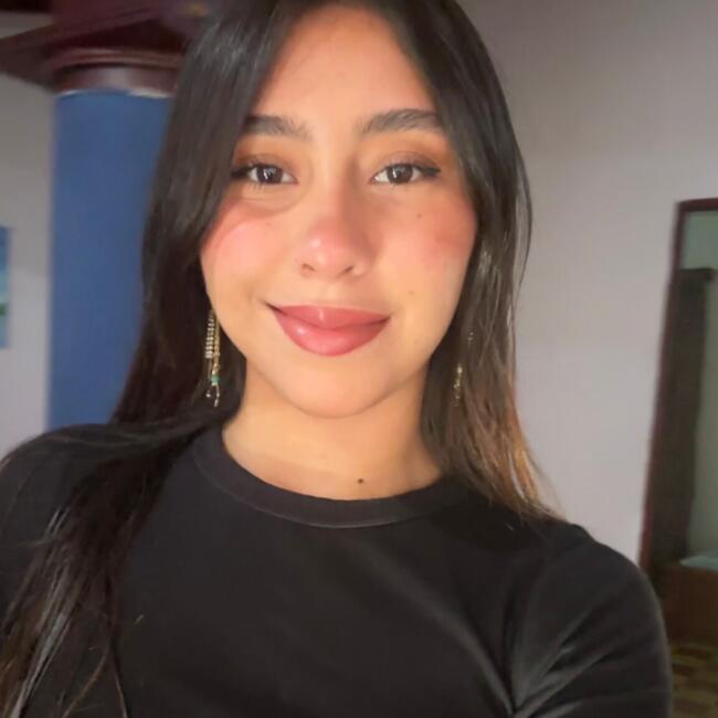 Babysitter in Caracas: Carla