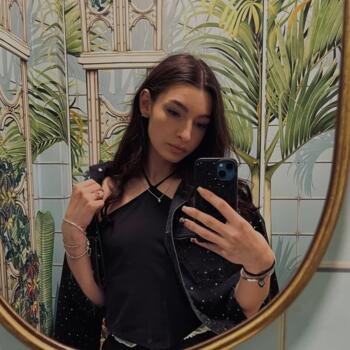 Babysitter in Constanța: Bia