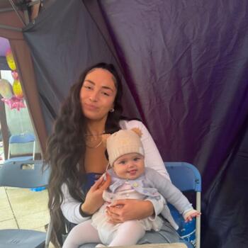 Babysitter in London: Paula