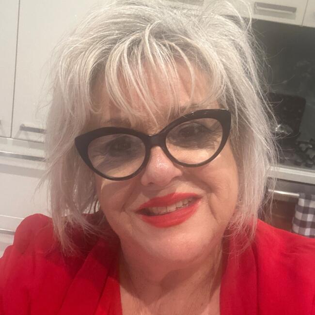 Babysitter in Melbourne: Margaret