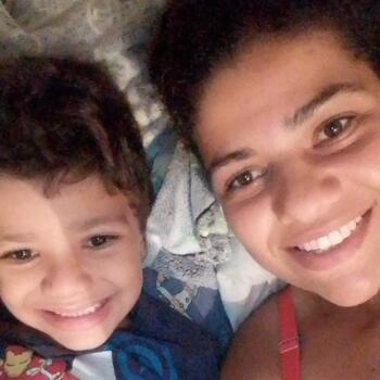 Babysitting job in Blumenau: babysitting job ADRIANE