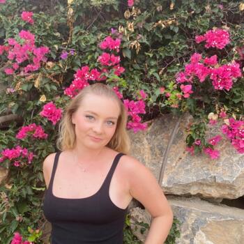 Babysitter in Aytré: Zoé