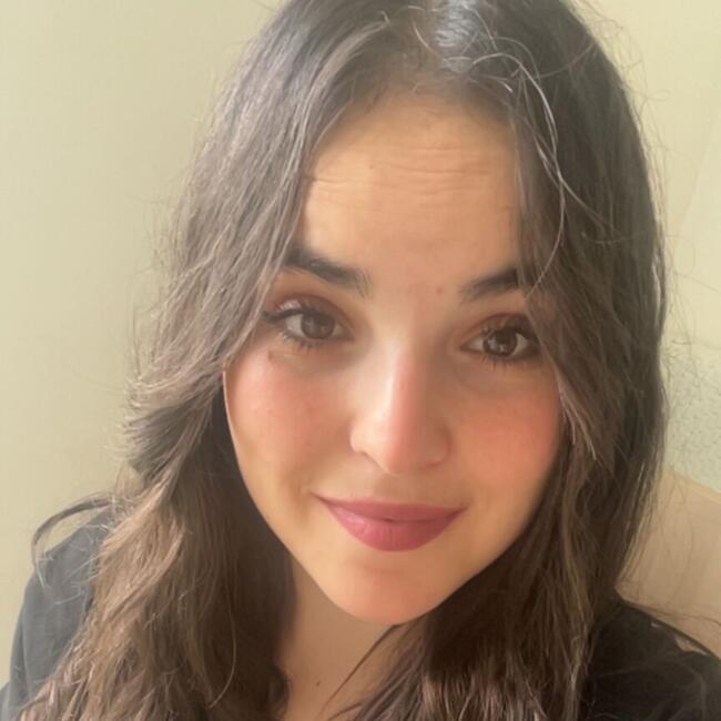 Babysitter in Aulnoy-lez-Valenciennes: Lydia