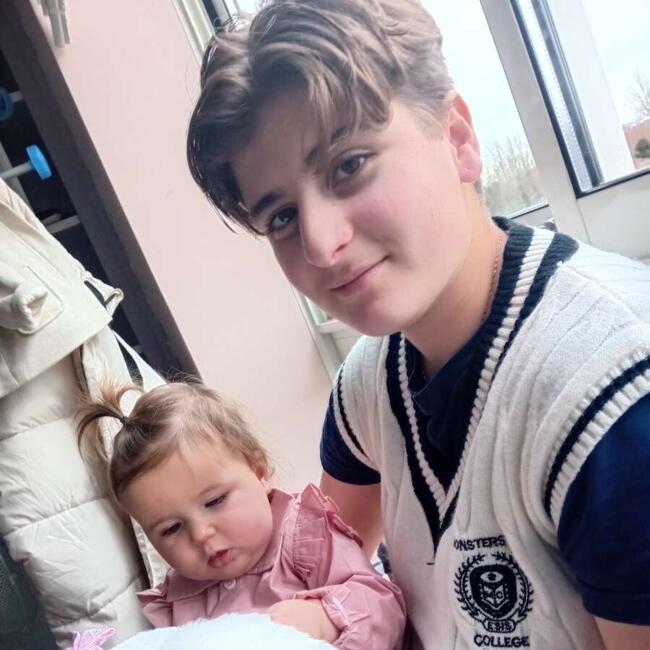 Babysitter in La Ferté-Bernard: Prescilla