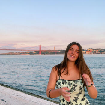 Babysitter Oeiras: Maria