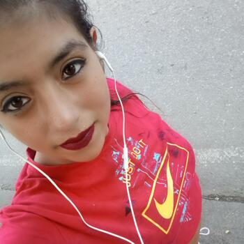 Babysitter in Neiva: Daniela