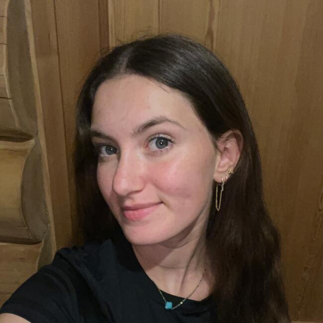 Babysitter in Saint-Maurice-en-Gourgois: Mélany