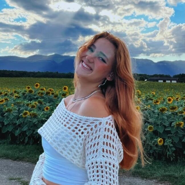 Baby-sitter in Bernex: Olivia