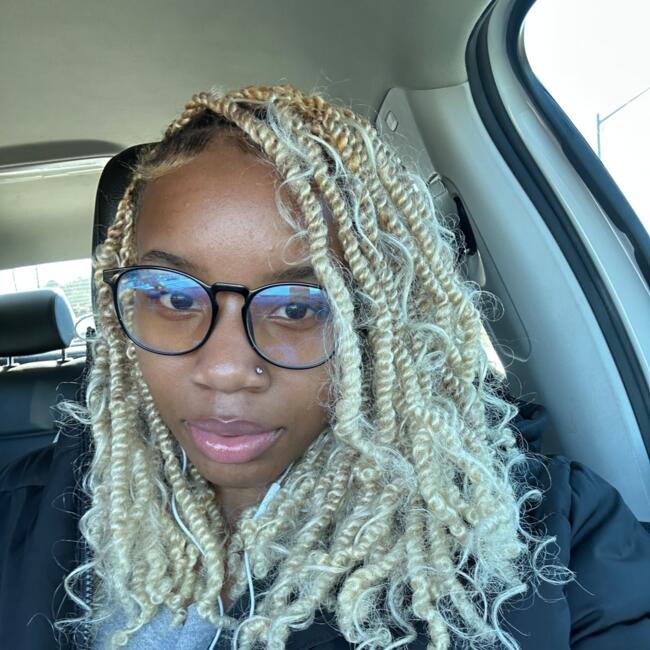 Babysitter in Woodbridge (Virginia): Alejandra