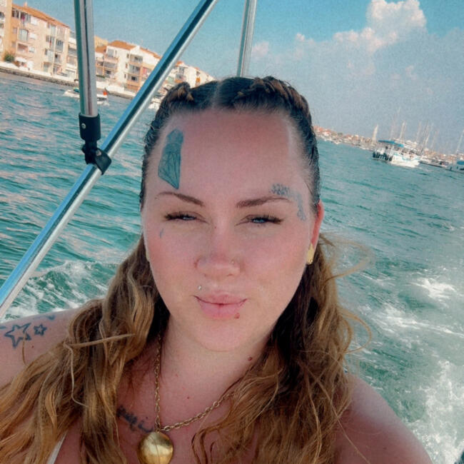 Babysitting job in Pézenas: Chona