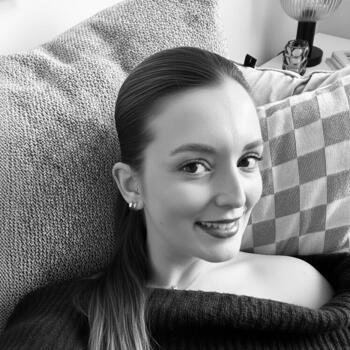 Babysitter in Montreal: Alexia