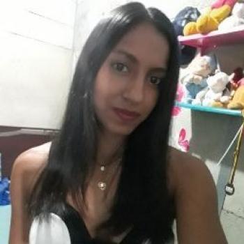 Babysitter in Yumbo: MONICA PAOLA