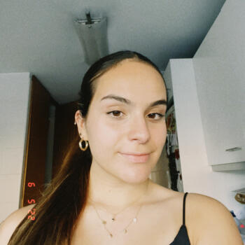 Babysitter in Matosinhos Municipality: Francisca