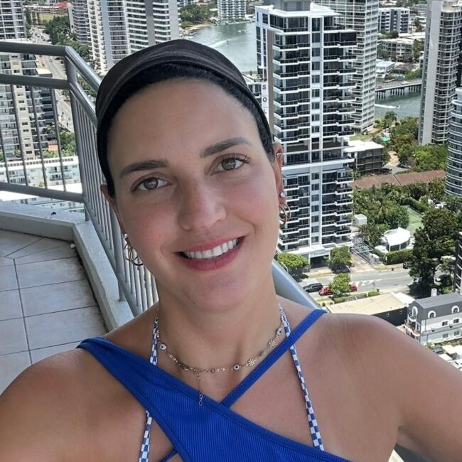 Babysitter in Sydney: Juliana
