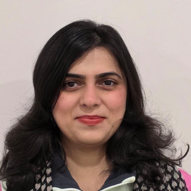 Babysitter in Wollongong: Marium