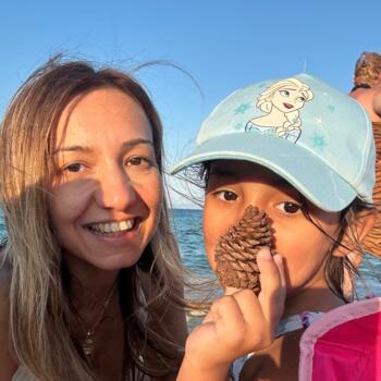 Δουλειά για babysitter στην περιοχή Πειραιάς: δουλειά φύλαξης παιδιών Ευαγγελία