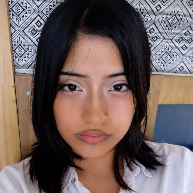 Babysitter in Villa: Jadee