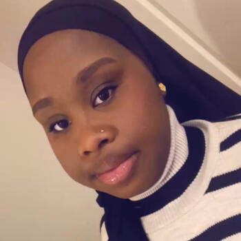 Babysitter in Écouen: Fatoumata