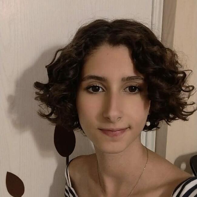 Babysitter in Toulouse: Lisa