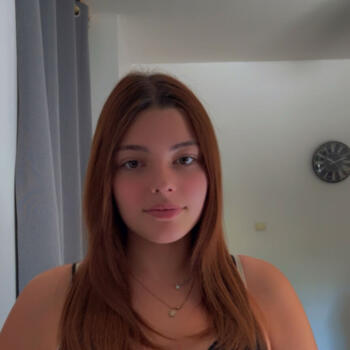 Babysitter in Salon-de-Provence: Samantha