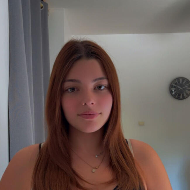 Babysitter in Salon-de-Provence: Samantha