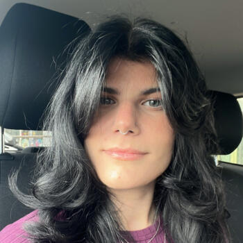 Babysitter Cavalaire-sur-Mer: Tania