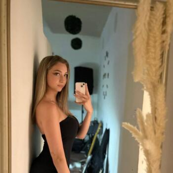 Bebisiterka u Selo Mladenovac: Andrijana