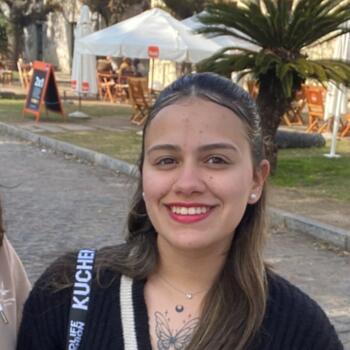Babysitter in Maldonado: Viviana Alvira