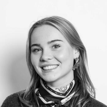 릴에 있는 베이비시터: Zoé