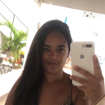 Babysitter in Recife: Laryssa