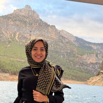 Babysitter in Mahmutlar: Tuğba