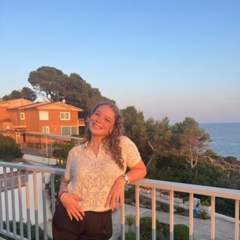 Babysitter in Acigné: Perrine