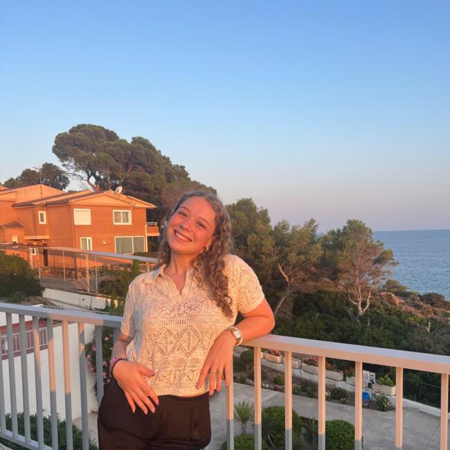 Babysitter in Acigné: Perrine