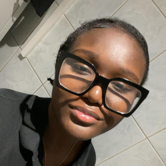 Babysitter in Villiers-le-Bel: Mirabel