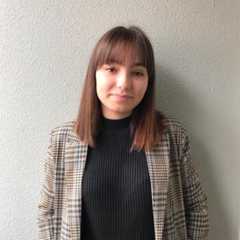 Babysitter Setúbal: Carina