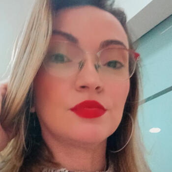 Babá em Osasco: Vania