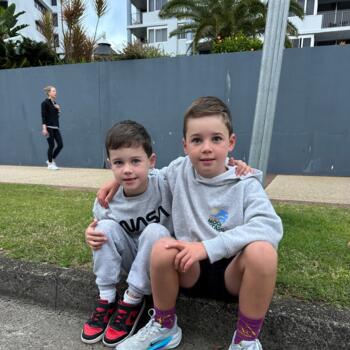 Babysitting job in Gold Coast: babysitting job Elizabeth