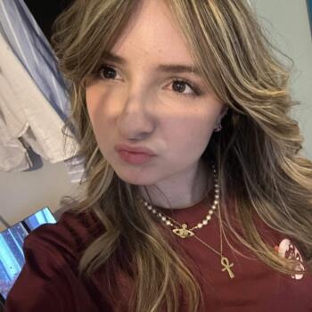 Babysitter in Saint-André-des-Eaux: Lise