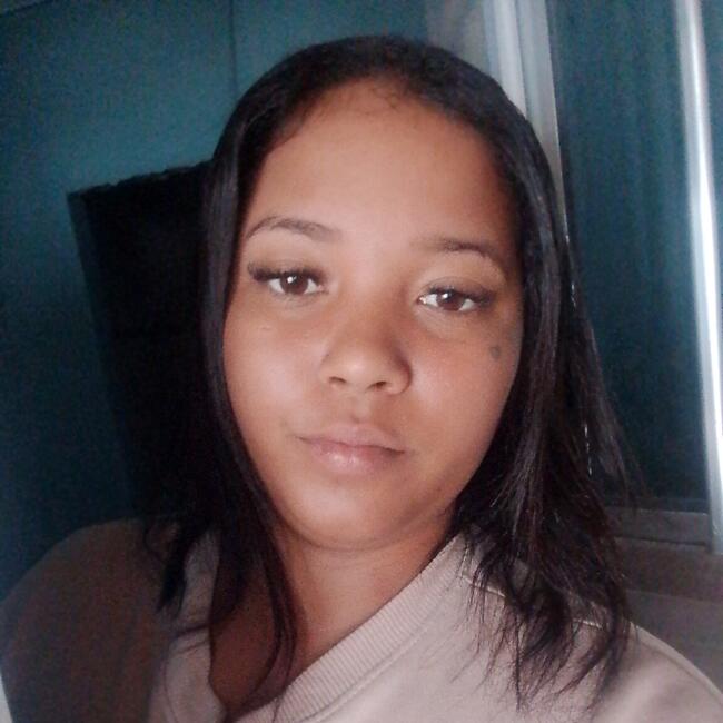 Babysitter in Vila Velha: Camile