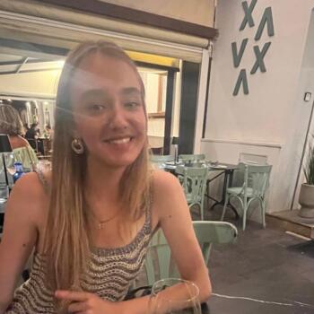 Babysitter in Amiens: Emma